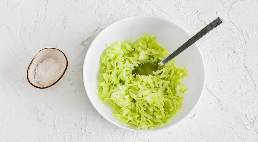 Tzatziki omáčka podle klasického řeckého receptu