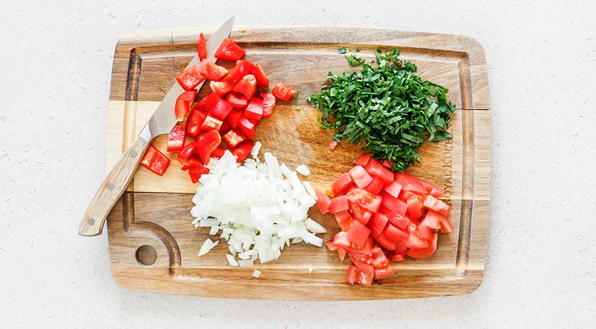 Turecká Shakshuka (smažená vejce s rajčaty), klasický recept